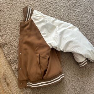 Sporty Bomber Jacket